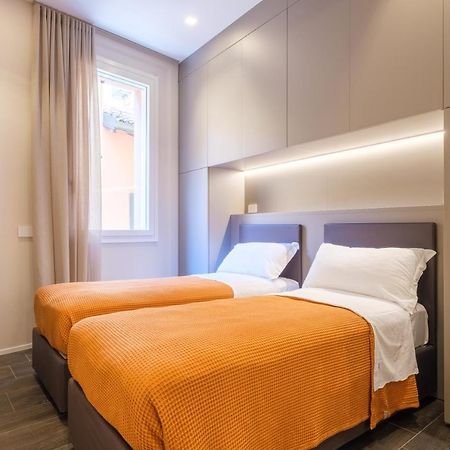 Golden Suite By Studio Vita بولونيا المظهر الخارجي الصورة